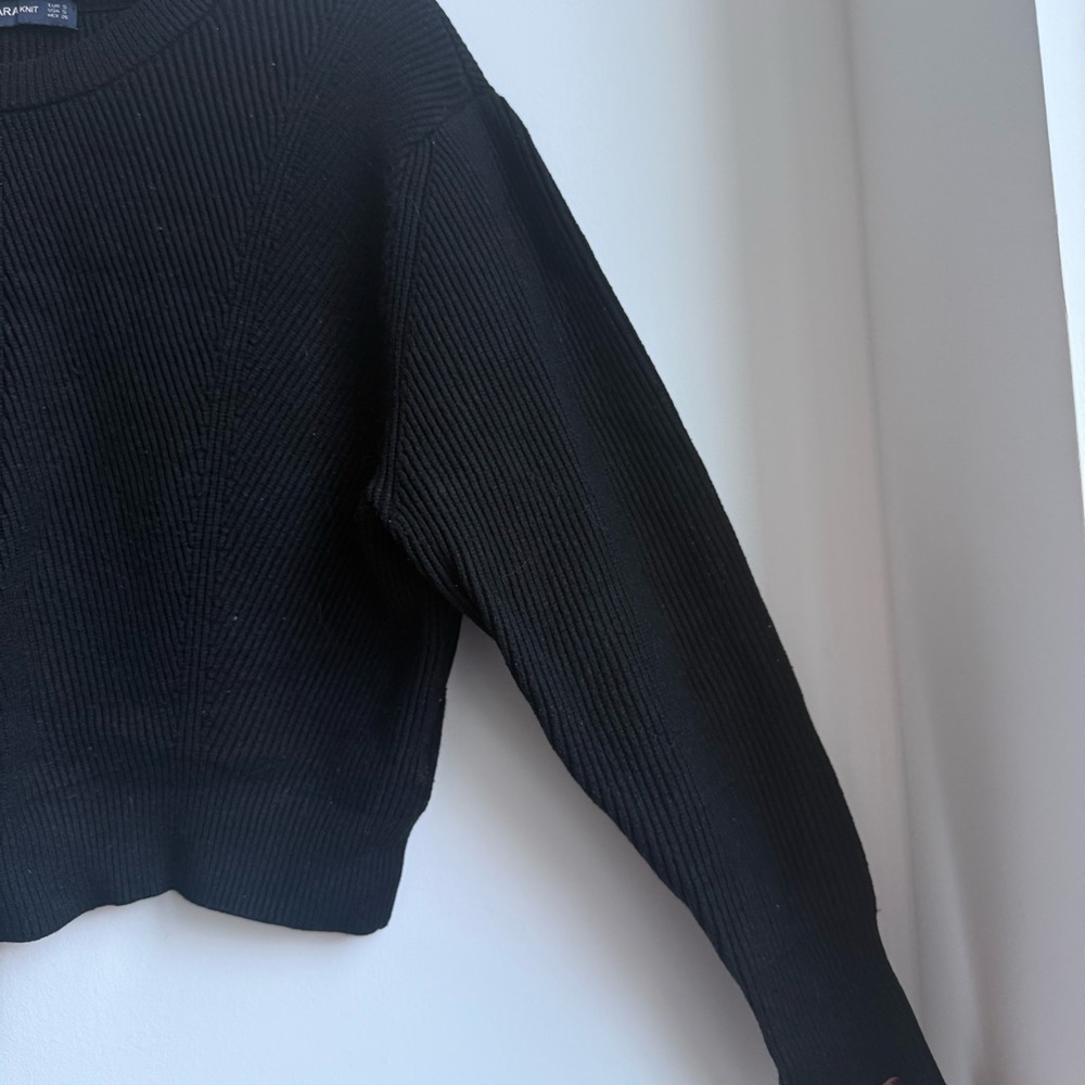 Zara Black Ribbed Knit Sweater Size S Cropped Crew Neck - Picture 3 of 7